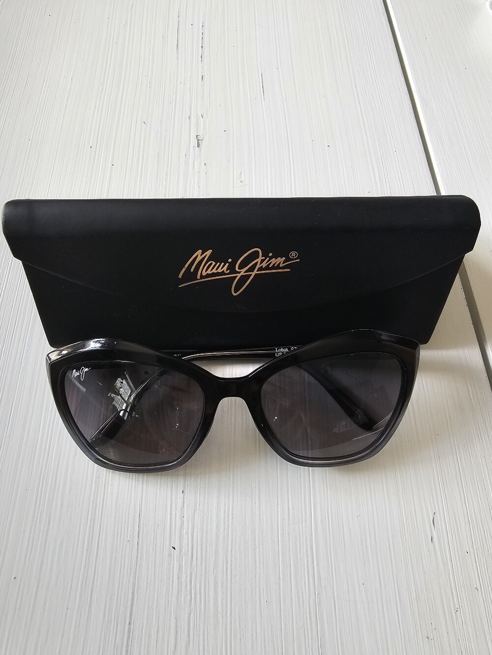 Maui Jim Black Cat-Eye Polarized Sunglasses